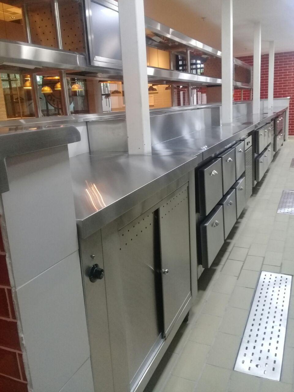 Linha de balcões refrigerados em aço inox